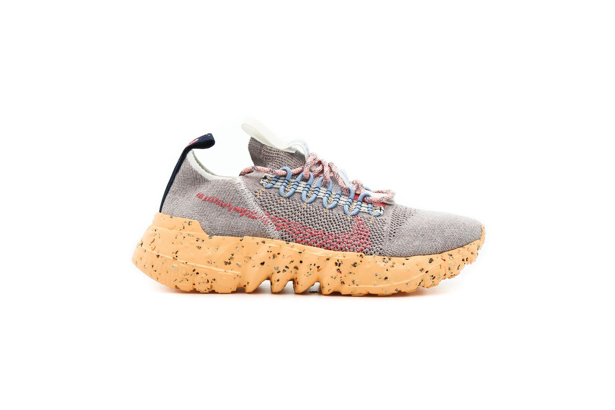 Exclusive Nike SPACE HIPPIE 01 "MELON TINT" — 3.5 — Front View