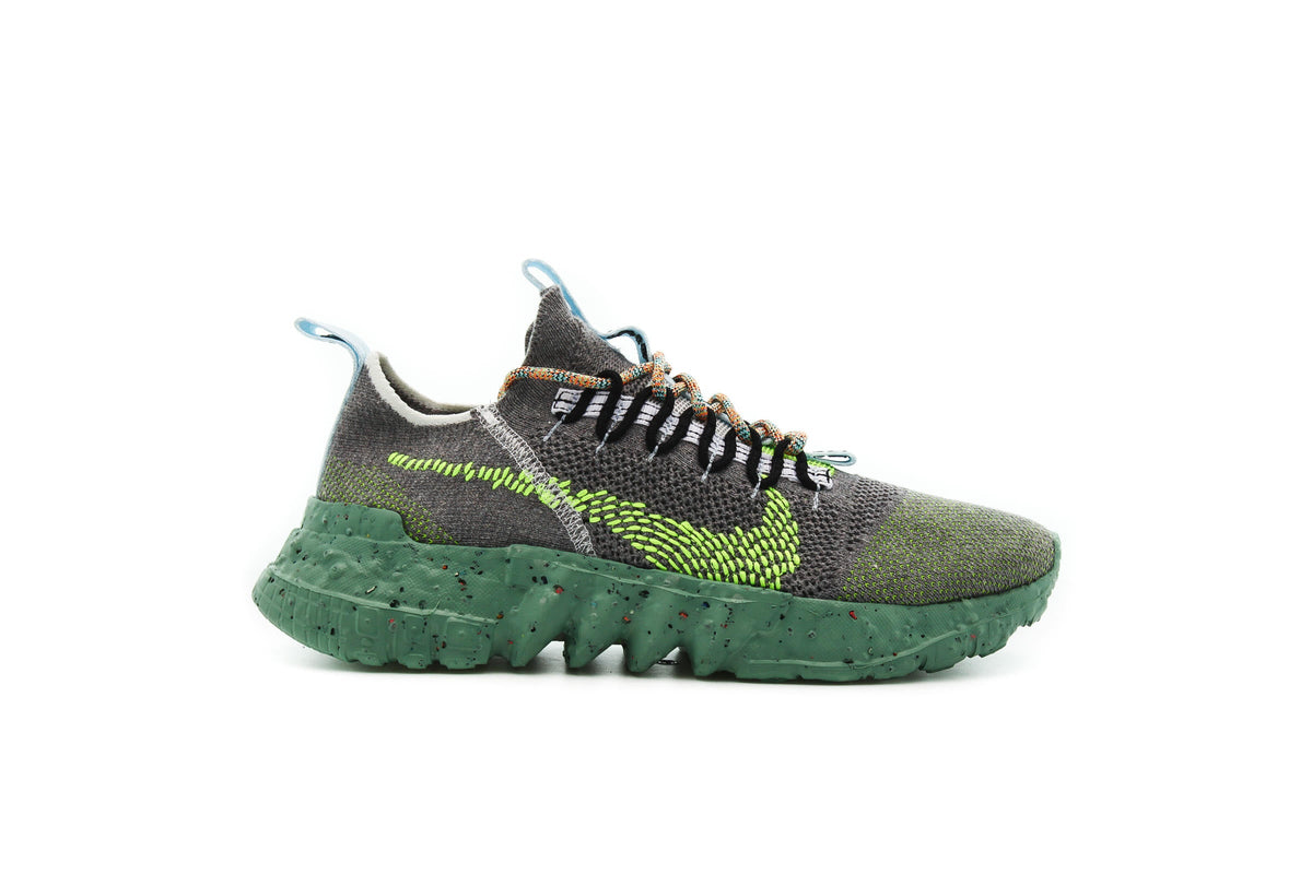Exclusive Nike SPACE HIPPIE 01 "WOLF GREY" — 3.5 — Front View