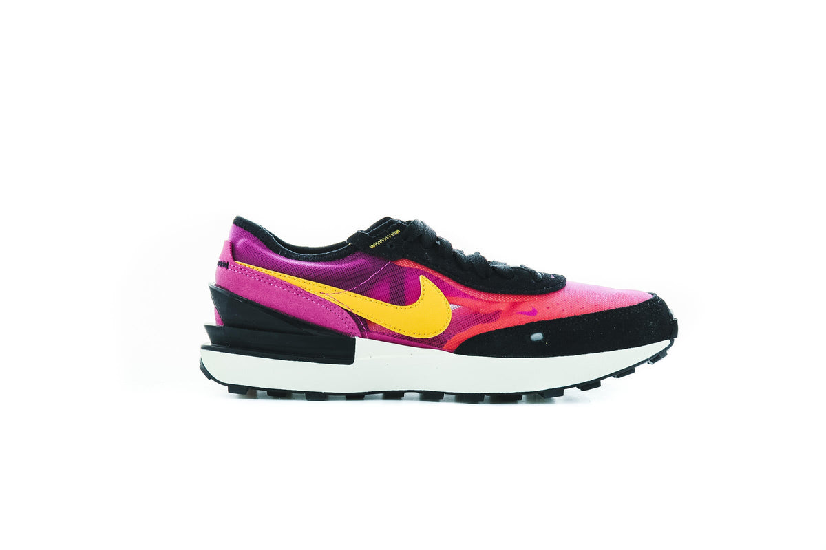 Exclusive Nike WAFFLE ONE (GS) "UNIVERSITY GOLD" — 3.5Y — Front View