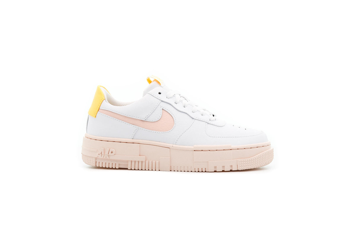 Exclusive Nike WMNS AIR FORCE 1 PIXEL "ARCTIC ORANGE" — 5 — Front View
