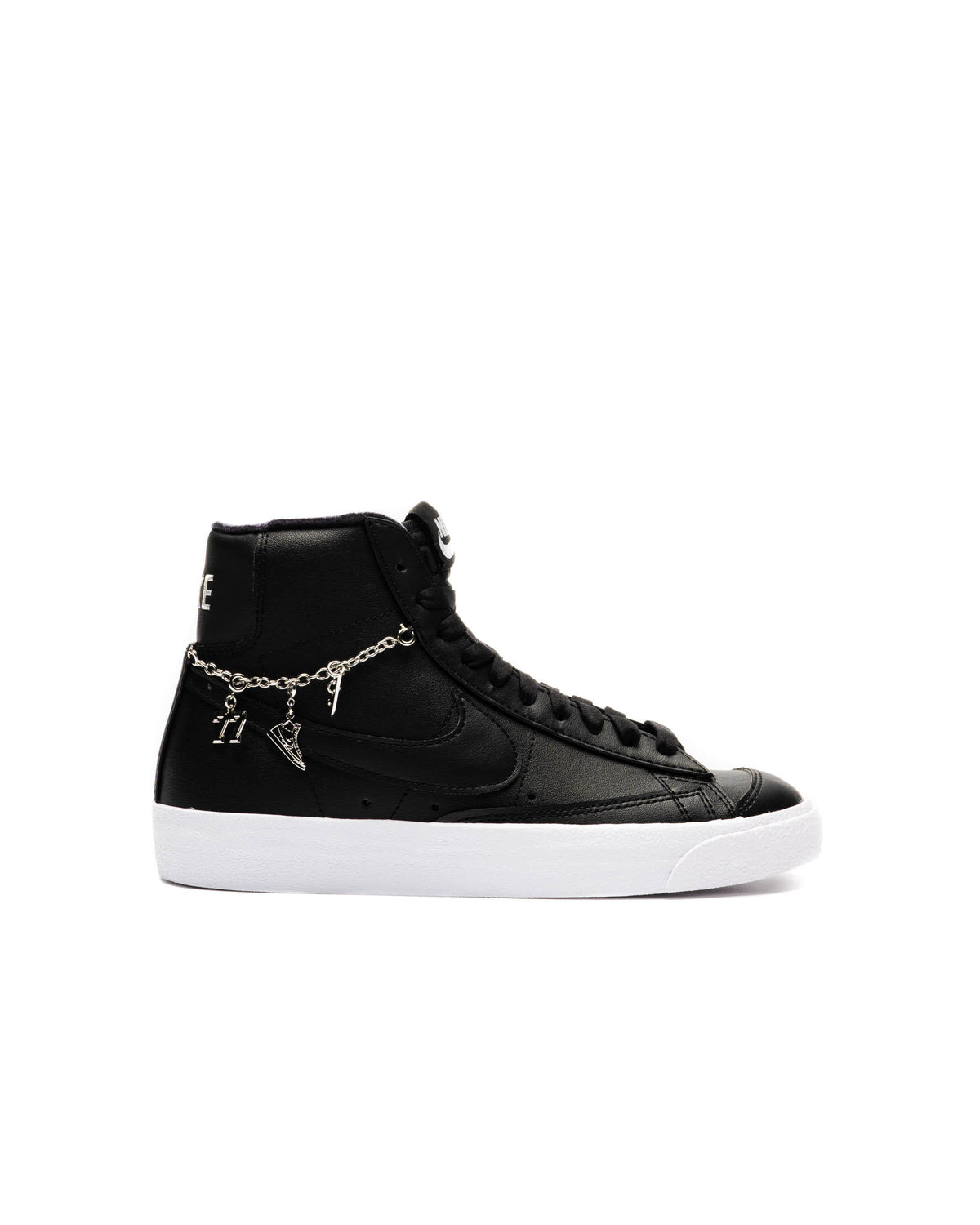 Exclusive Nike WMNS BLAZER MID '77 LX — 5 — Front View