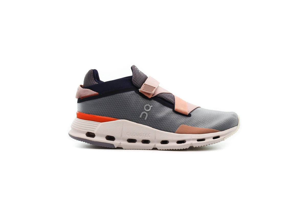 Exclusive ON Running WMNS CLOUDNOVA WRAP "QUICKSILVER" — 5 — Front View