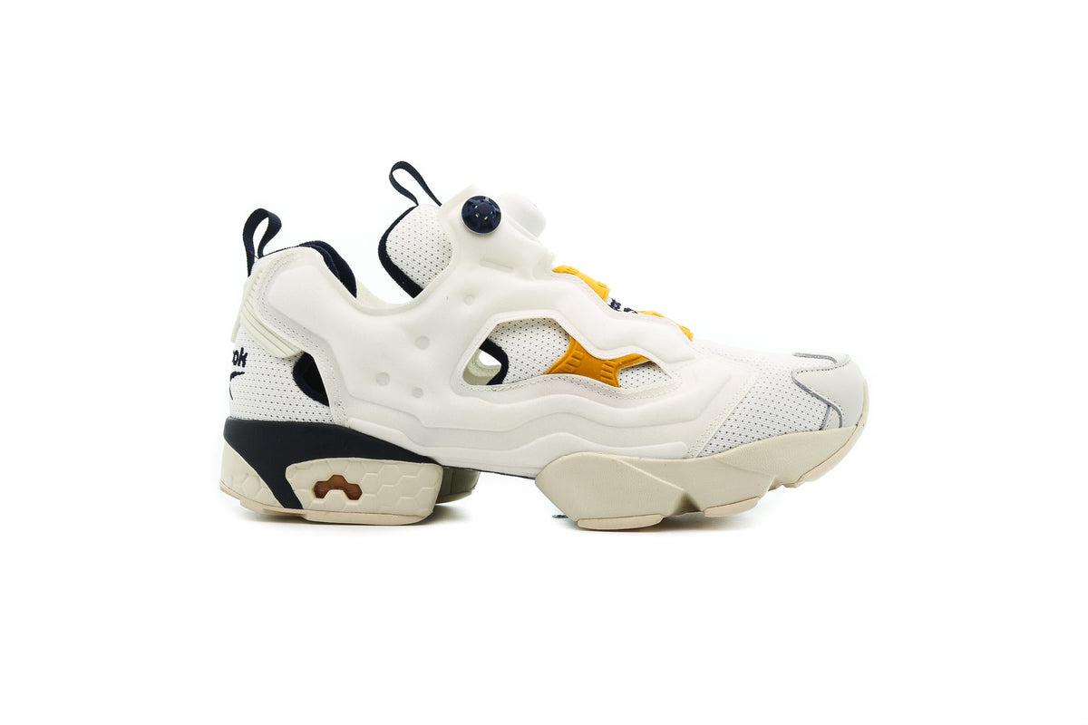 Exclusive Reebok INSTAPUMP FURY  OG "CHALK" — 5 — Front View