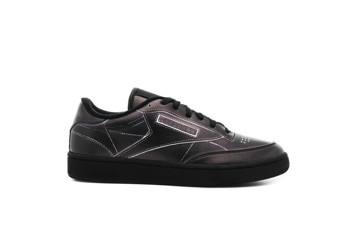 Exclusive Reebok x MAISON MARGIELA PROJECT 0 CLUB C "BLACK" — 4.5 — Front View