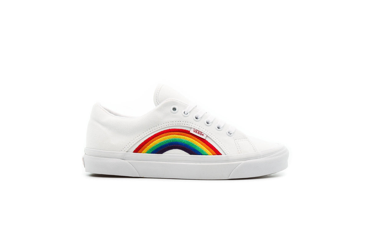 Exclusive Vans LAMPIN "PRIDE WHITE" — 3.5 — Front View
