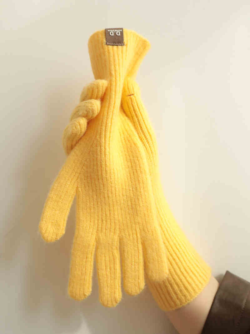 Exclusive Warm-keeping And Cold-proof Finger Touch Screen Gloves — Bordeaux Red — Size Free Size — Detail View